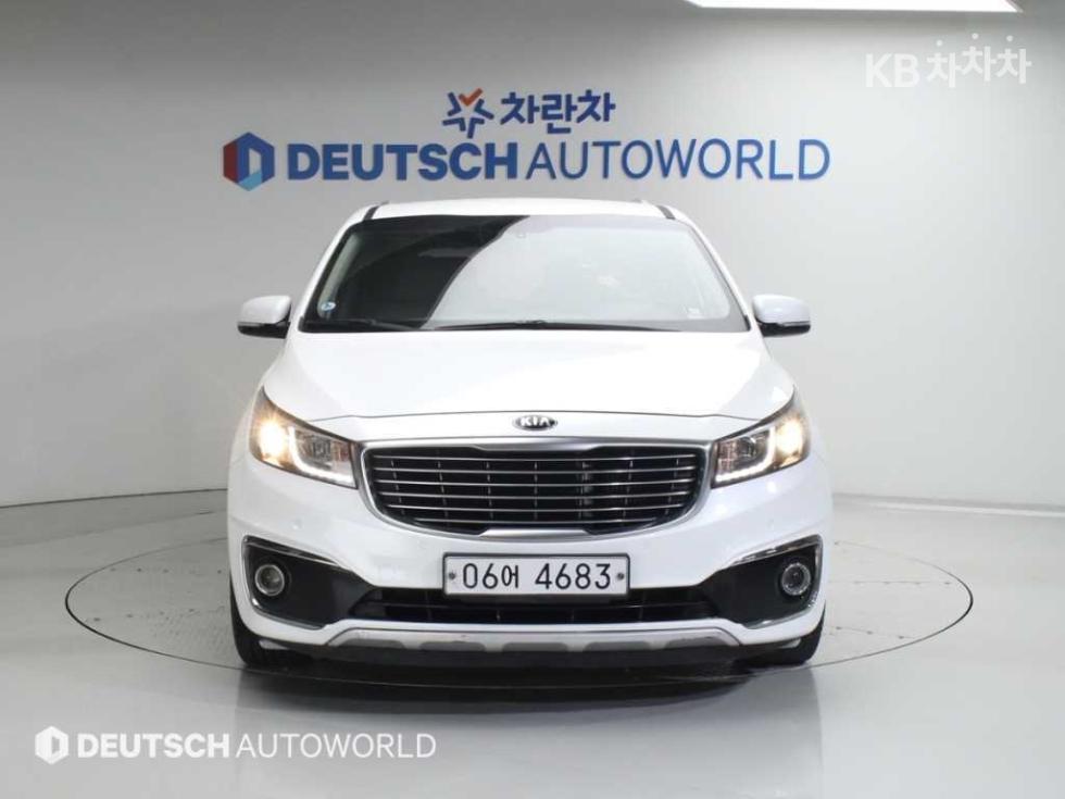 2017 - kia carnival