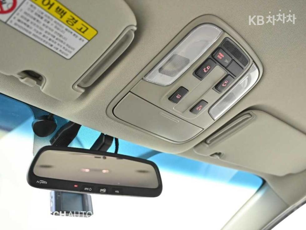 2017 - kia carnival