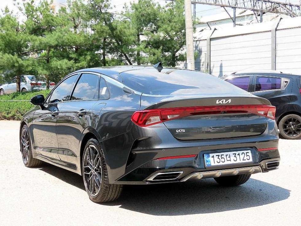 2023 - kia k5