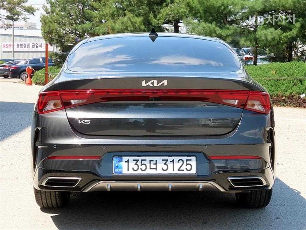 2023 - kia k5