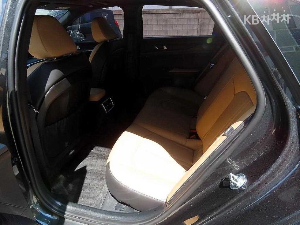 2023 - kia k5
