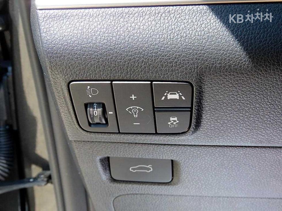 2023 - kia k5