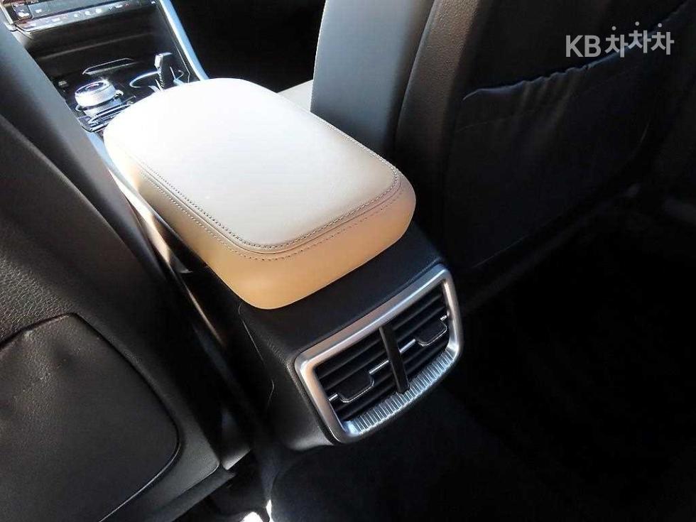 2023 - kia k5