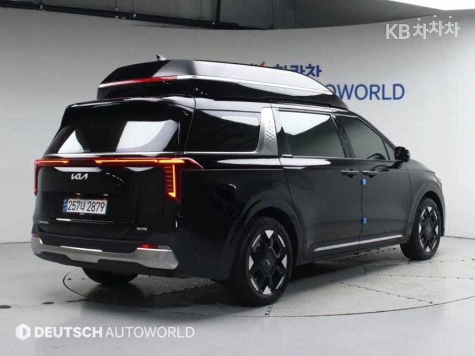 2025 - kia carnival