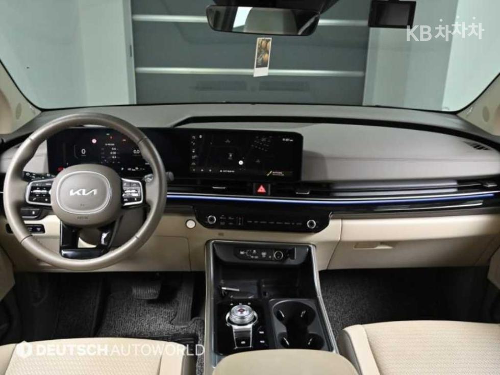 2025 - kia carnival