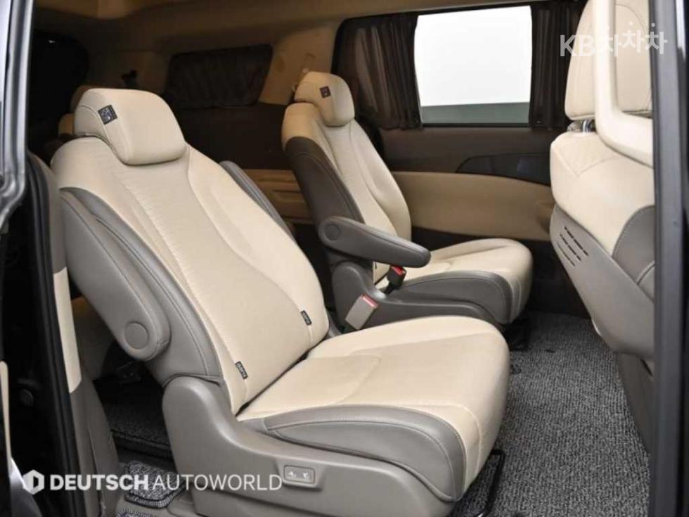 2025 - kia carnival