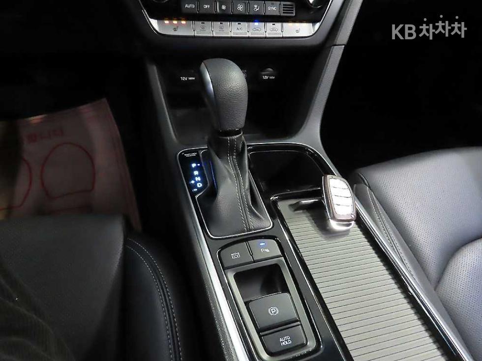 Hyundai Sonata — miniaturë 12