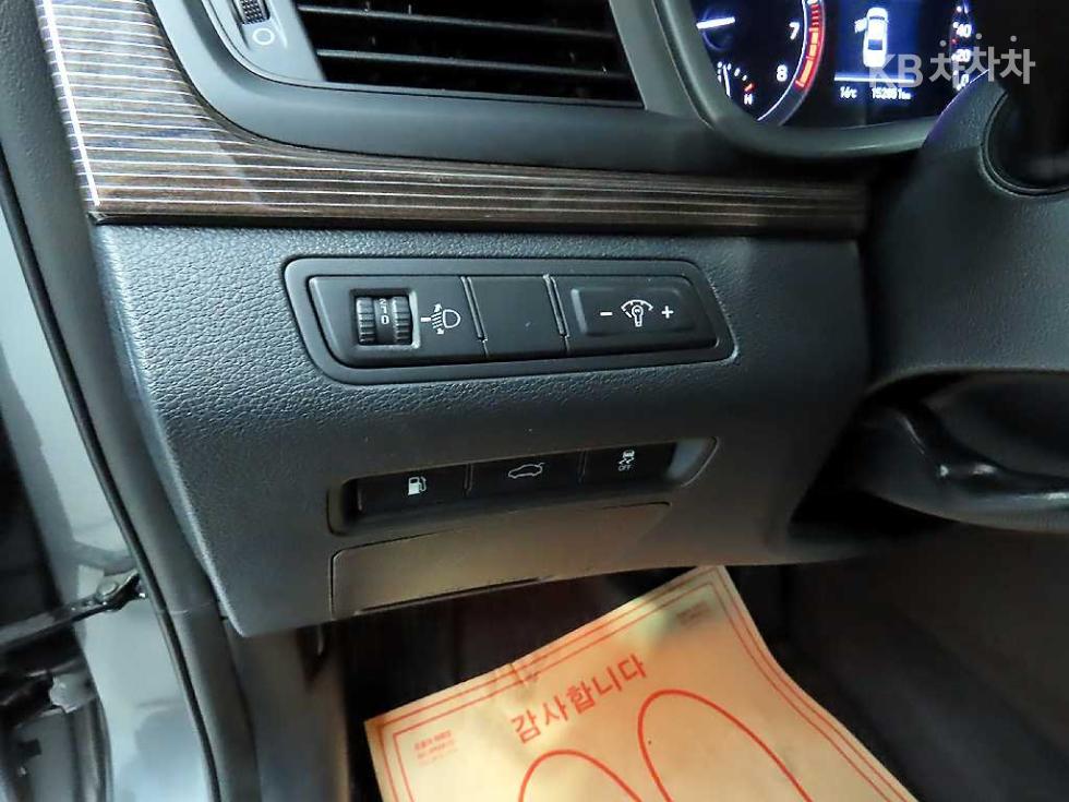 Hyundai Sonata — miniaturë 14