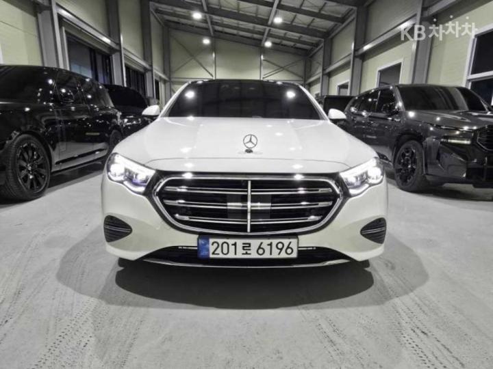 Mercedes-Benz E-klasse E450 4MATIC — foto 1