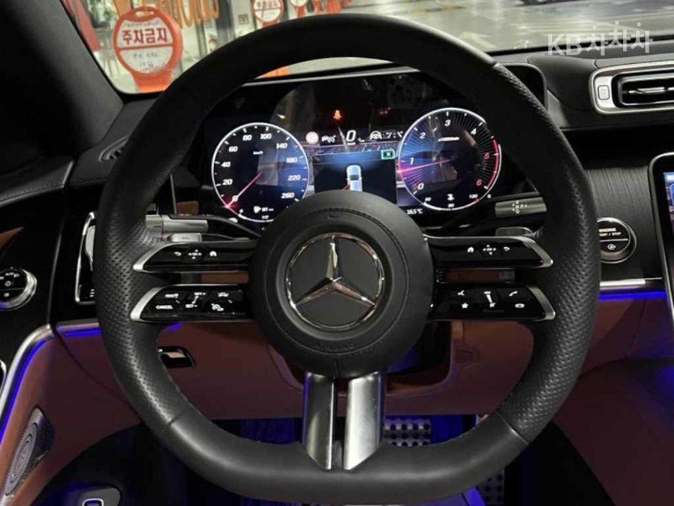 2023 Mercedes-Benz S W223 photo
