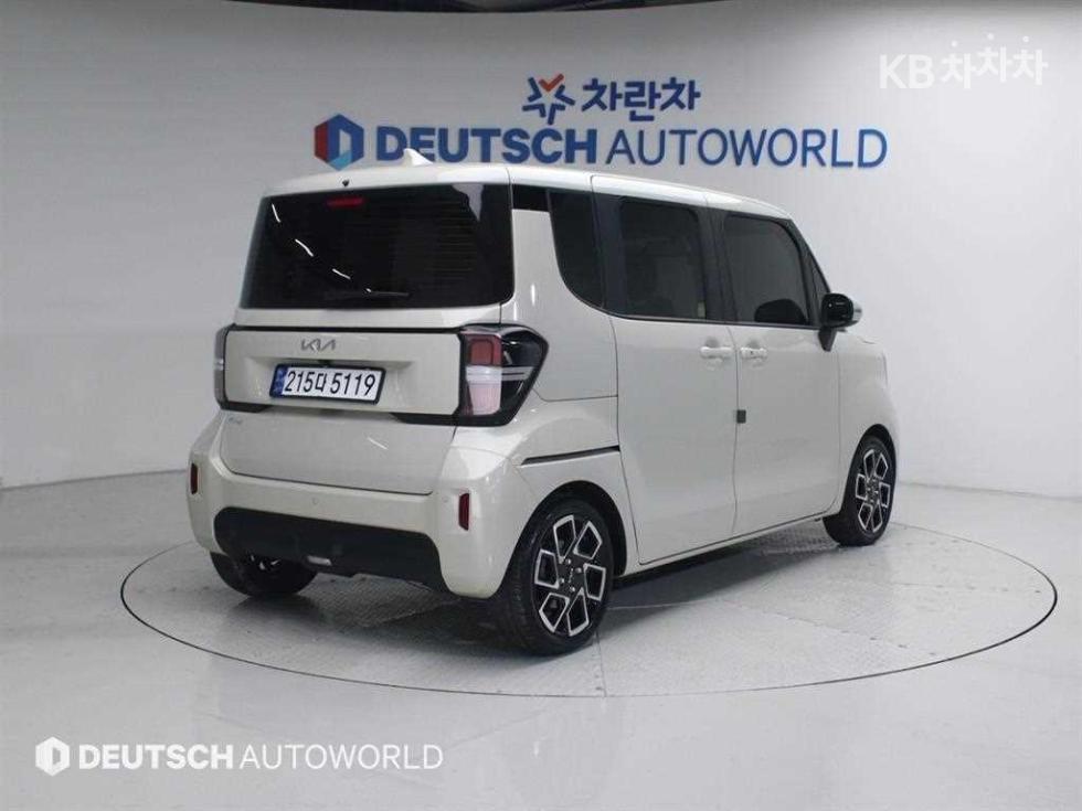 2023 - kia ray