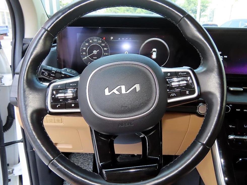 2022 - kia carnival