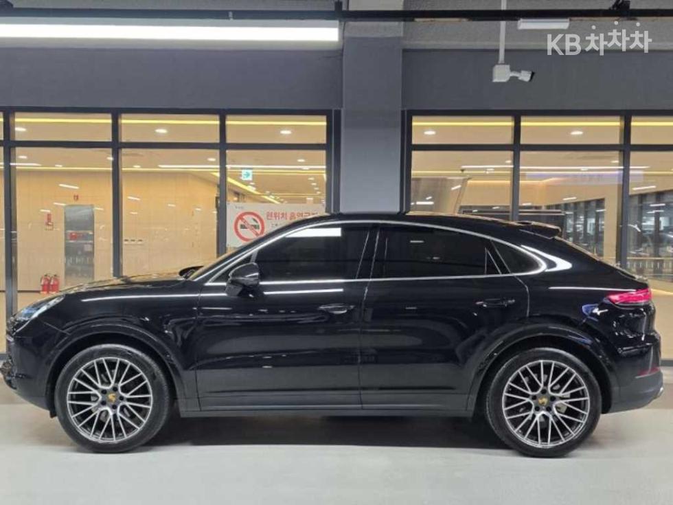 Porsche Cayenne — miniaturë 3