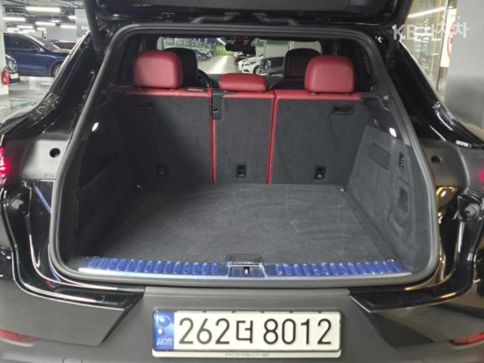 Porsche Cayenne — miniaturë 6