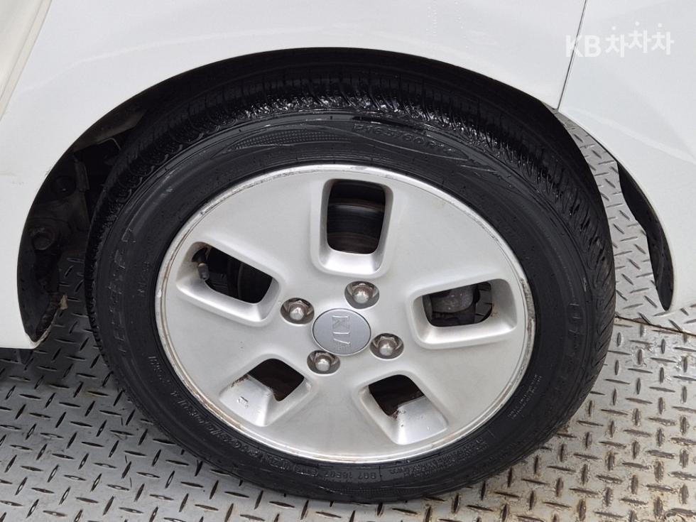 2013 - kia ray