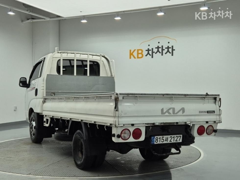 2022 - kia bongo iii