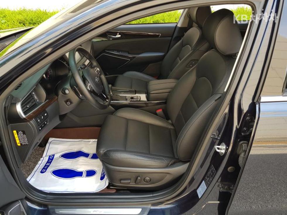 2018 - kia k7
