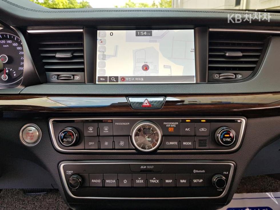 2018 - kia k7