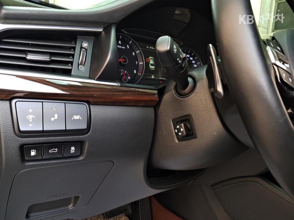 2018 - kia k7