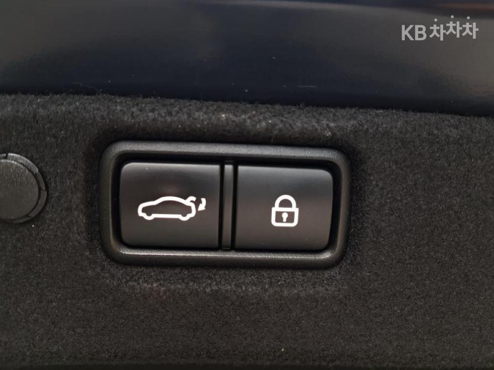 2018 - kia k7