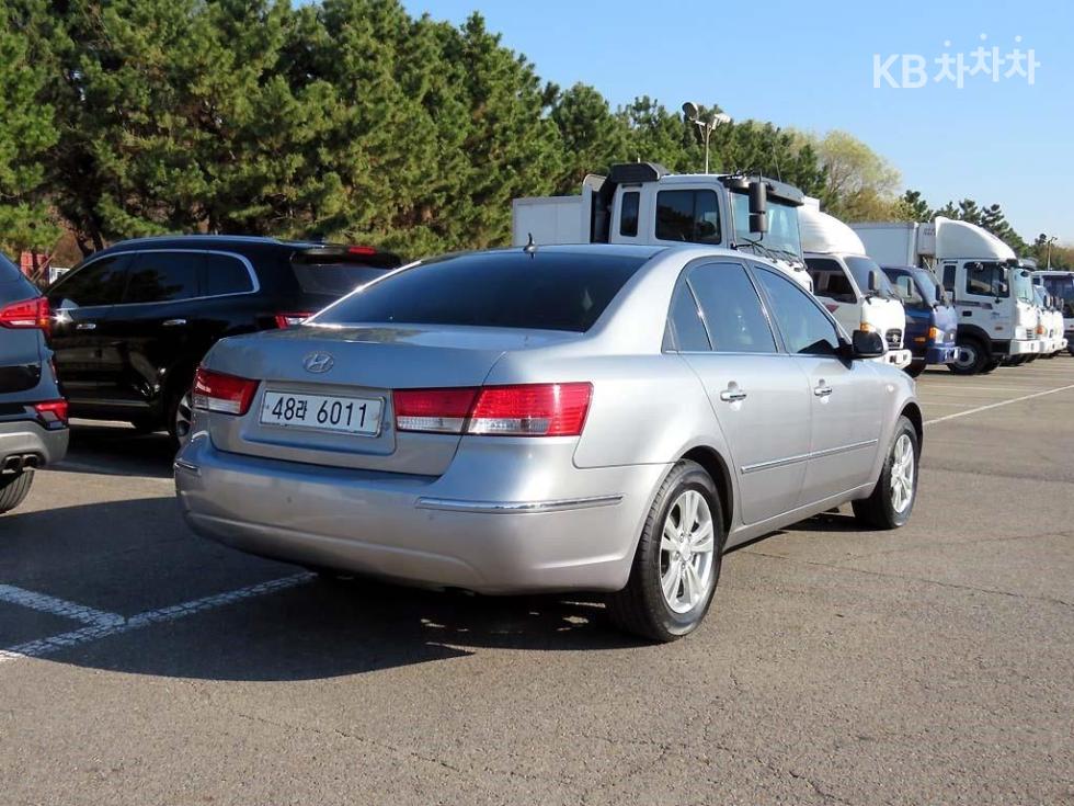 Hyundai Sonata — miniaturë 4