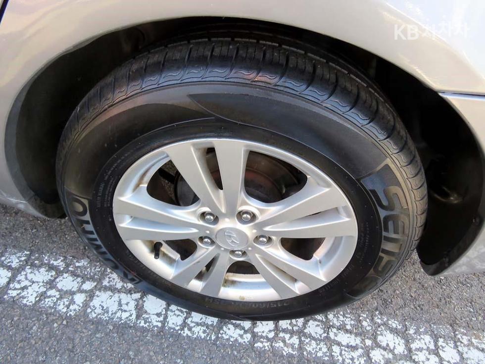 Hyundai Sonata — miniaturë 18