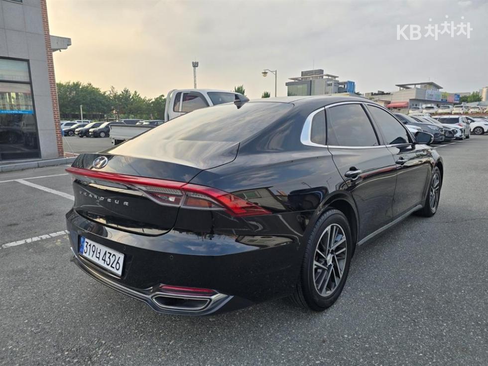Hyundai Grandeur — miniaturë 5