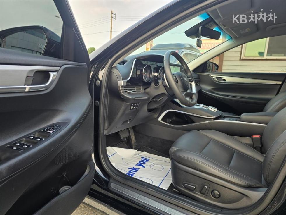 Hyundai Grandeur — miniaturë 15