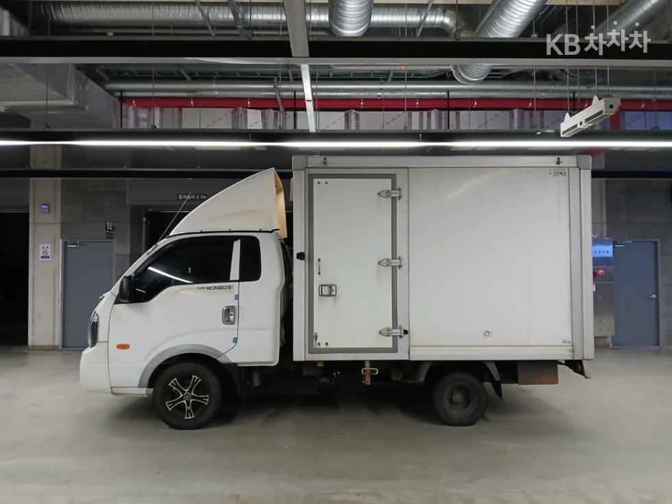 2012 - kia bongo iii