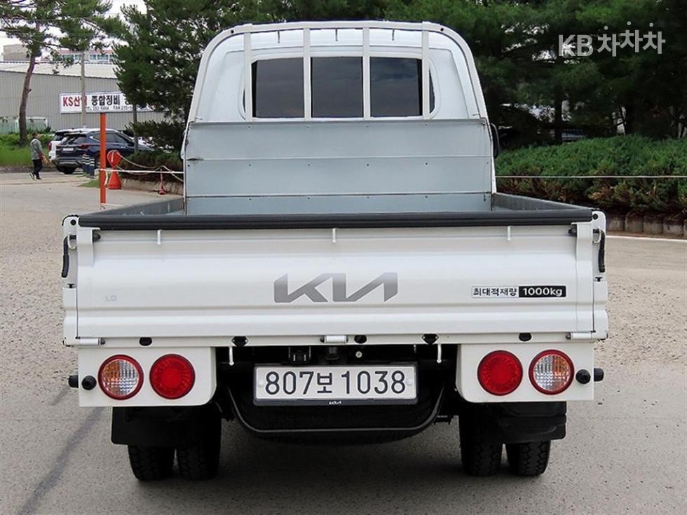 2020 - kia bongo iii