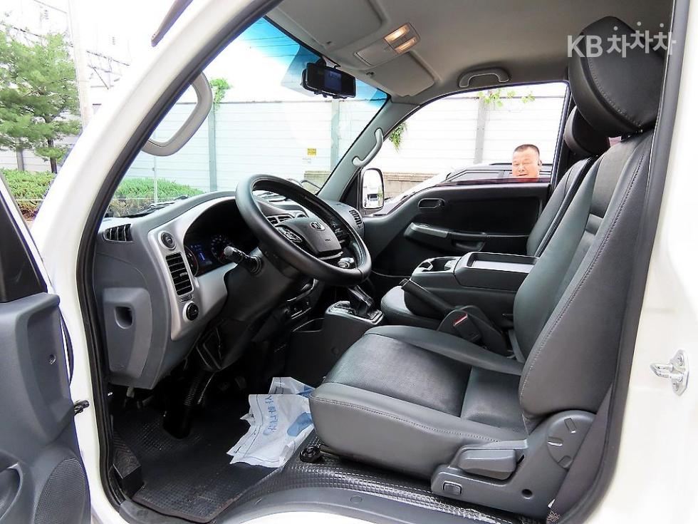 2020 - kia bongo iii