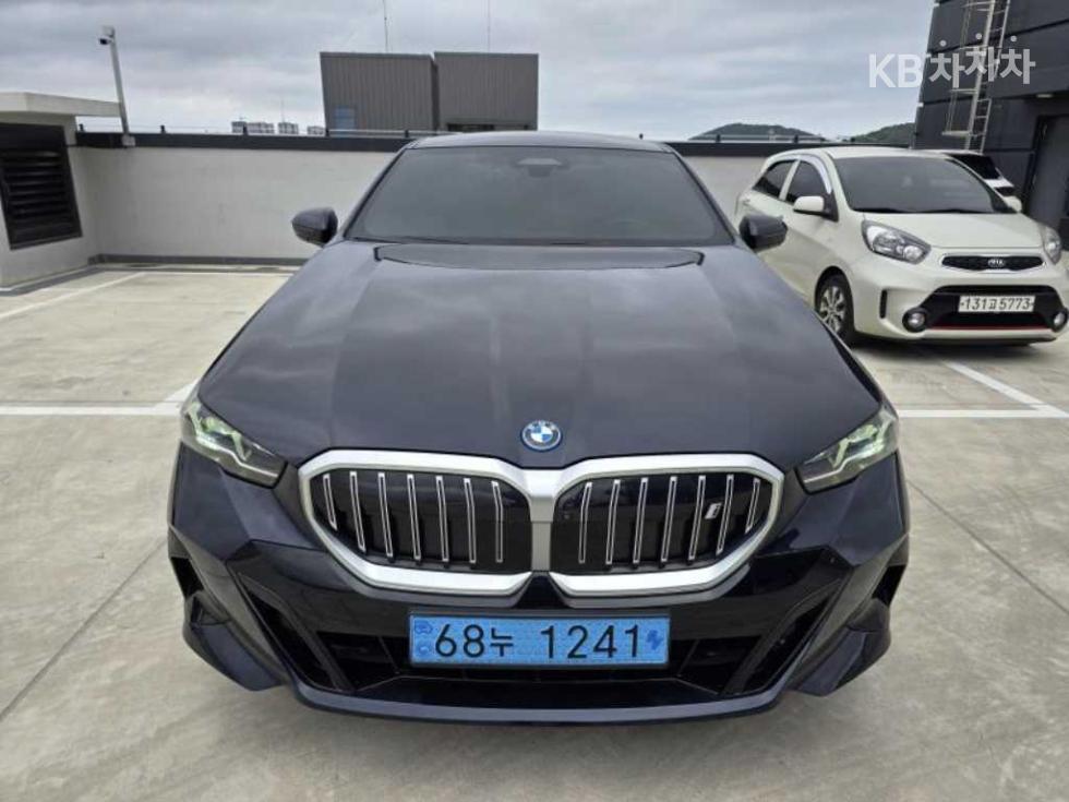 BMW i5 2024년식 BMW i5 eDrive 40 기본형