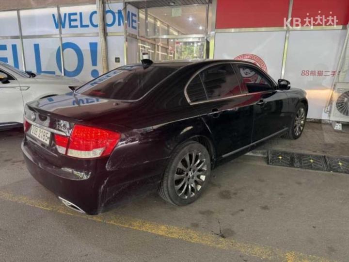 KG Mobility (Ssangyong) Chairman New W CW600 Prestige 4