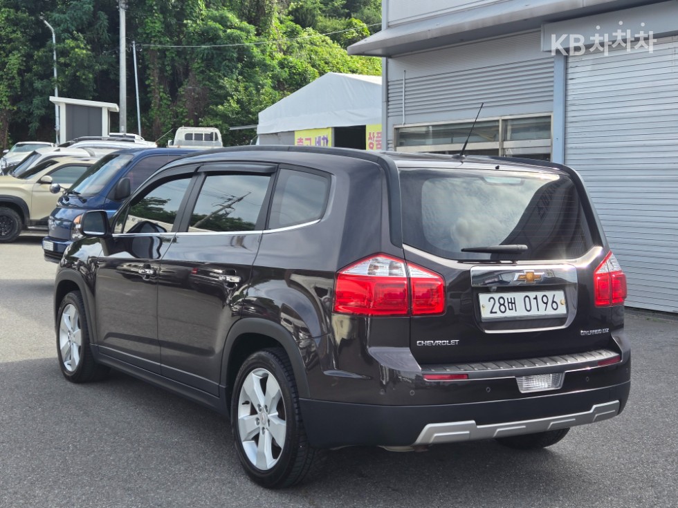 Chevrolet Orlando — miniaturë 4