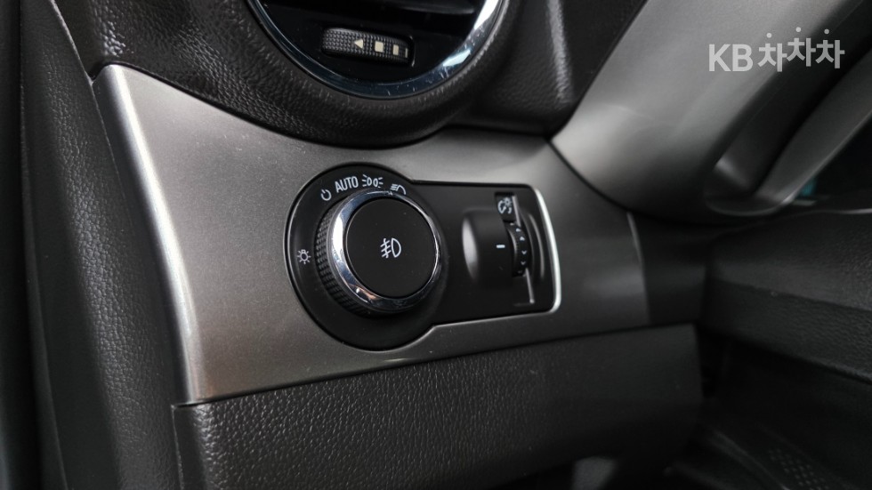Chevrolet Orlando — miniaturë 17