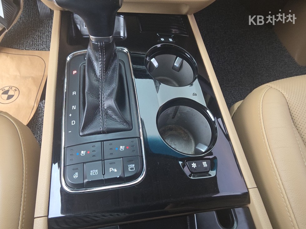 2018 - kia carnival
