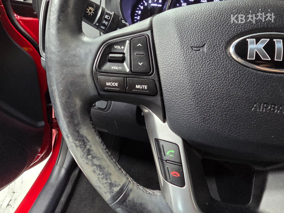 2014 - kia pride