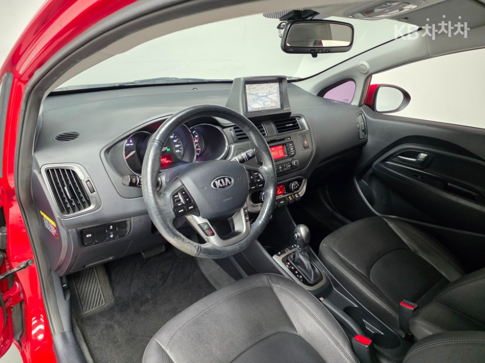 2014 - kia pride