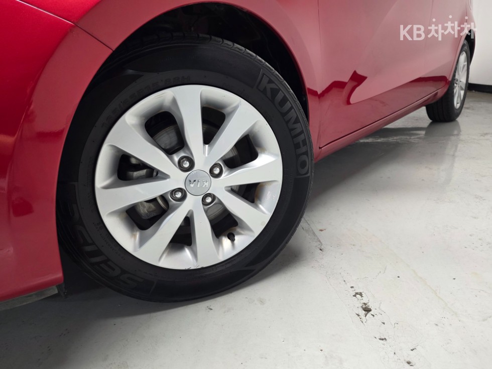 2014 - kia pride