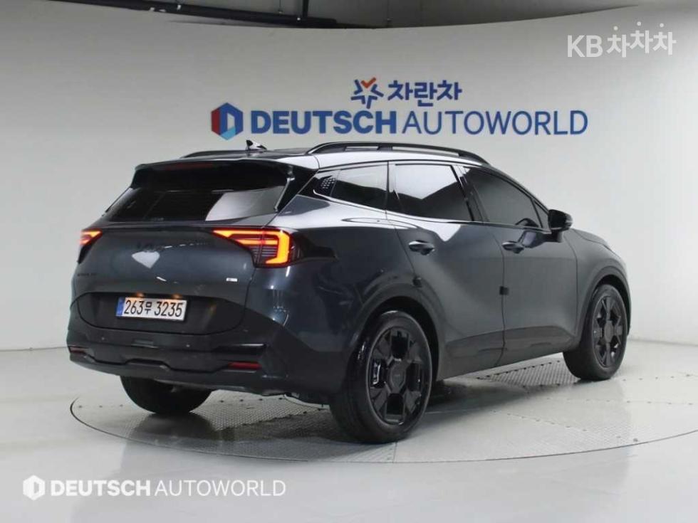 2025 - kia sportage