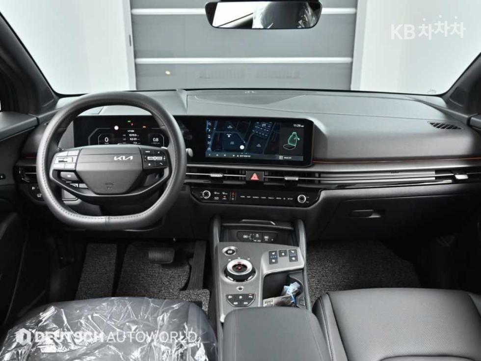 2025 - kia sportage