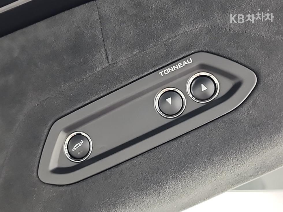 McLaren 750S — miniaturë 18