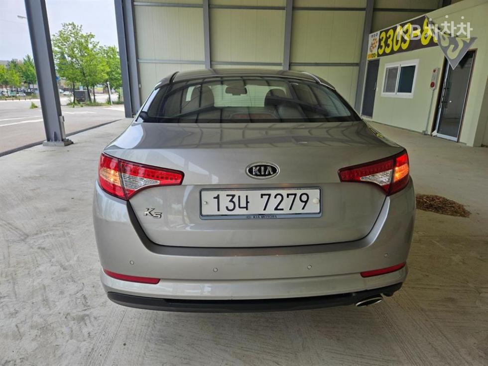 2011 - kia k5
