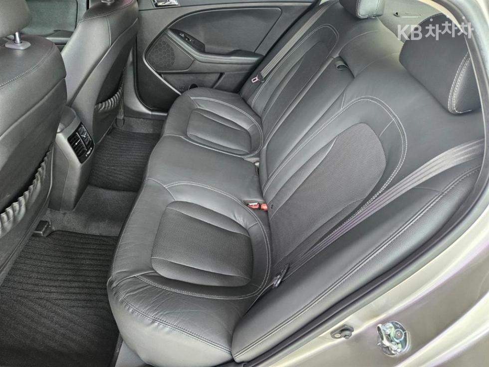 2011 - kia k5