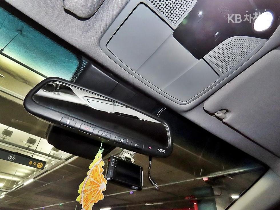 Hyundai Grandeur — miniaturë 17