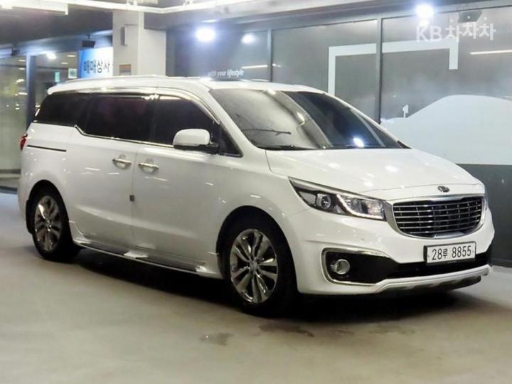 Kia Carnival 2.2 Diesel Noblesse