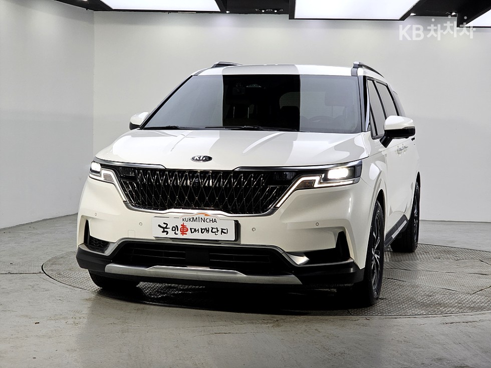 2021 - kia carnival