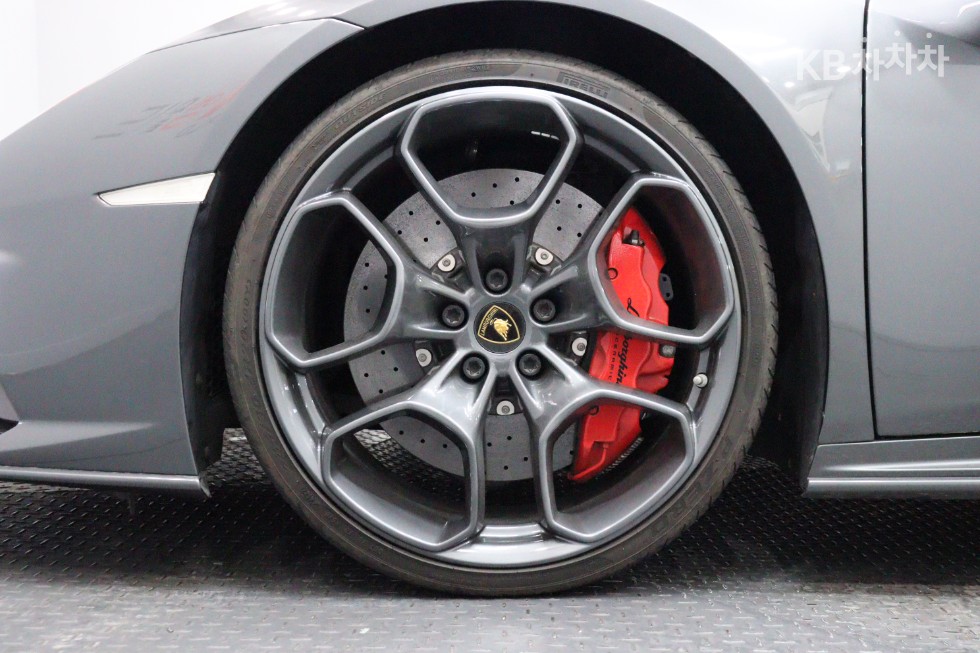 Lamborghini Huracán — miniaturë 25