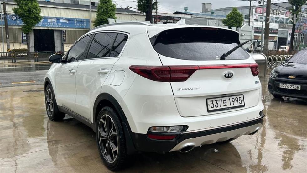 2019 - kia sportage