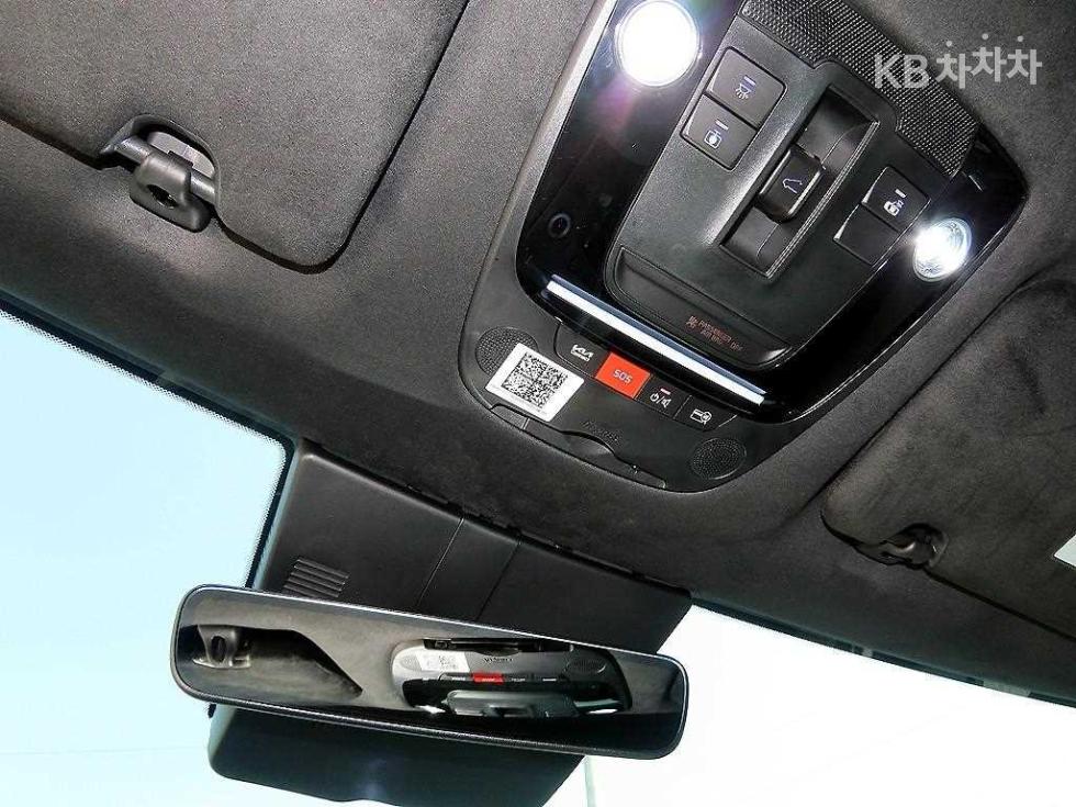 2025 - kia sportage